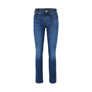 *Jeans "Rider Jeans", color indigo revival. Cannot be combined with other discounts or promotions. (RRP €99.95 | Outlet price €69)