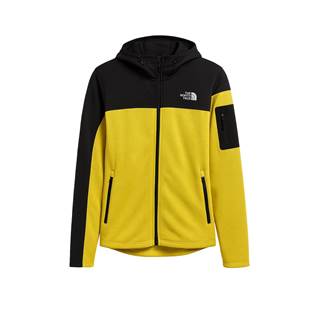 *Men's jacket, in the color yellow. While stock lasts. Cannot be combined with other discounts. (RRP €95 | Outlet price €63)