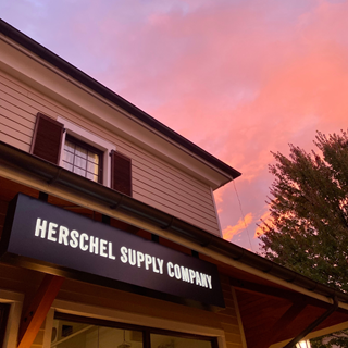 Herschel Sample Sale at McArthurGlen!* 