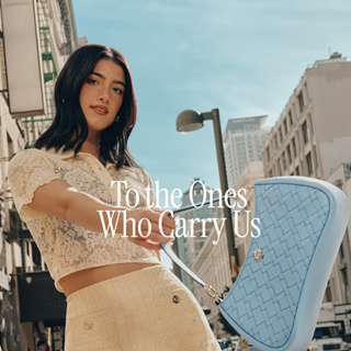 Kate Spade New York’s latest campaign, starring Ice Spice and Charli D’Amelio, celebrates fierce friends.