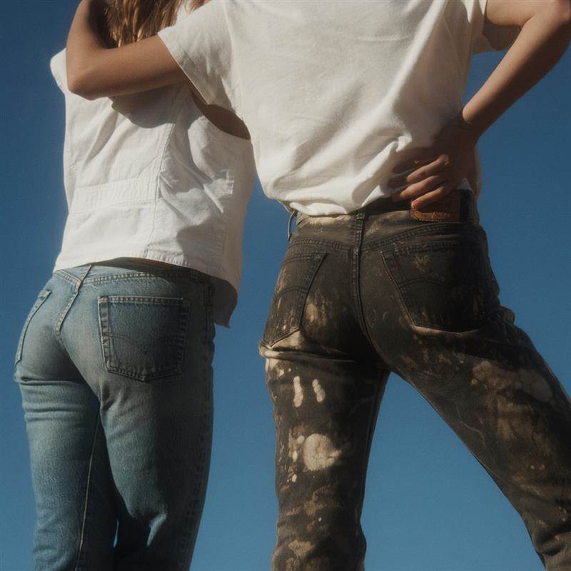 Levi's