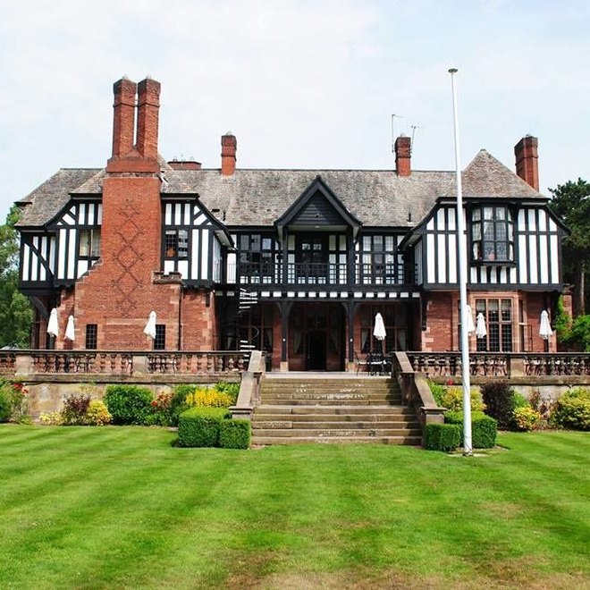 InglewoodManor.jpg