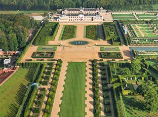 Tourism in Normandy: Champ de Bataille